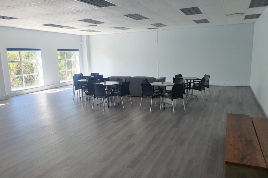 To Let commercial Property for Rent in Fairview Eastern Cape